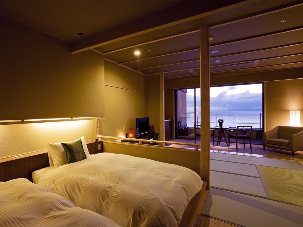 อะมะฮะระ - ซุโมะโตะ ออนเซน Hotel Sumoto ภายนอก รูปภาพ