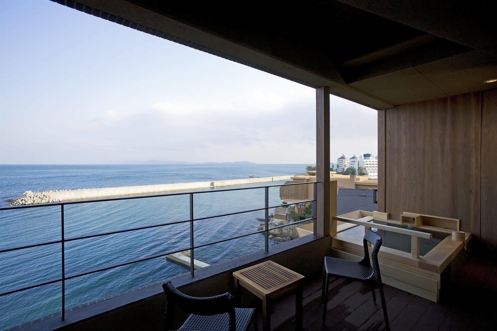 อะมะฮะระ - ซุโมะโตะ ออนเซน Hotel Sumoto ภายนอก รูปภาพ